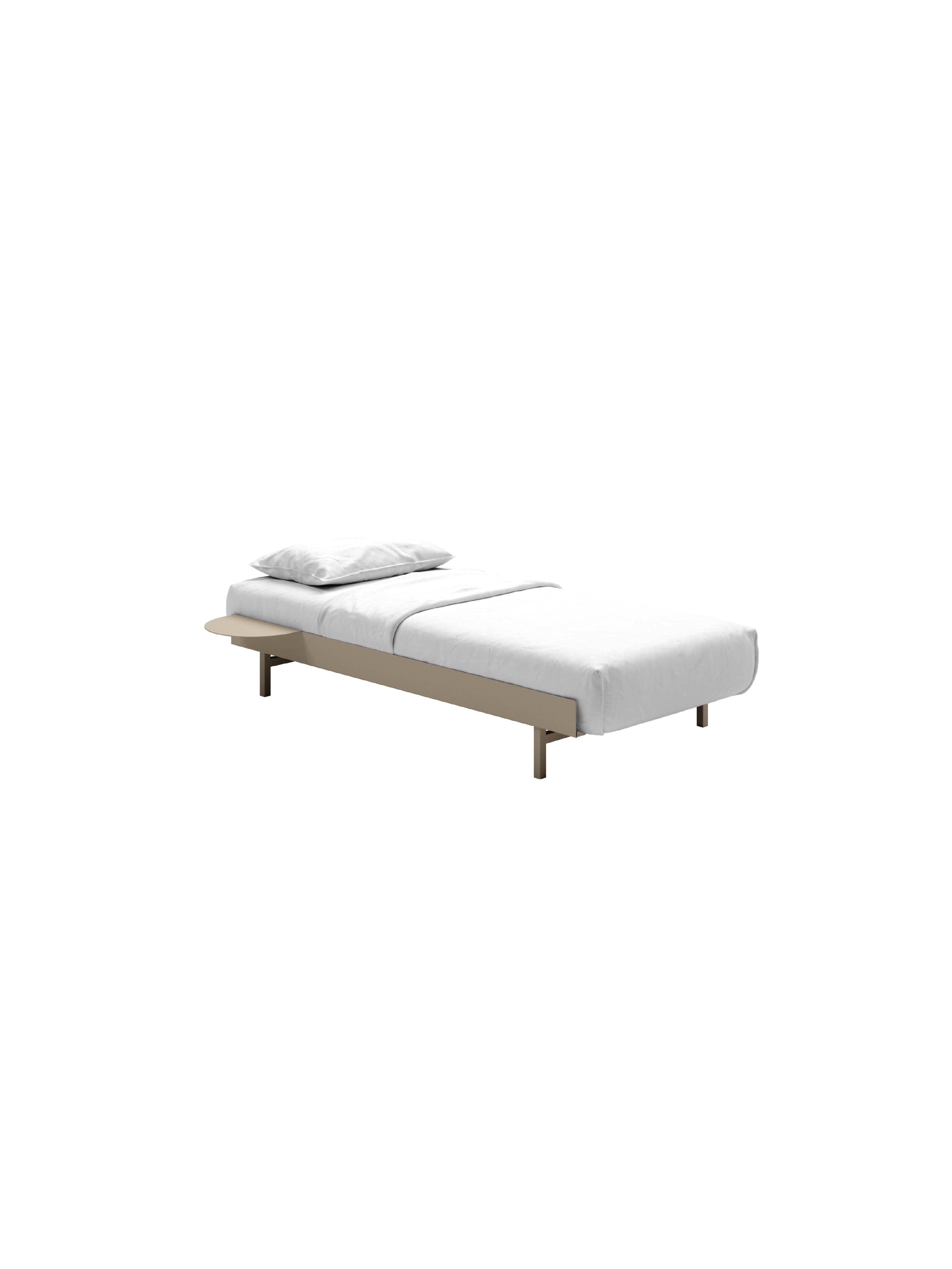 Moebe Säng med 1 sängbord 90 cm, sand