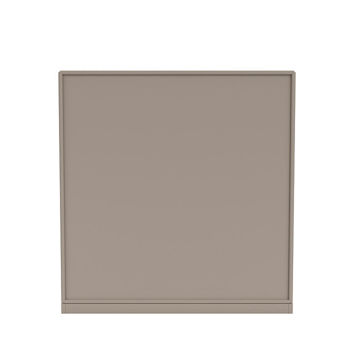 Montana bär byrå med 3 cm sockel, tryffelgrå