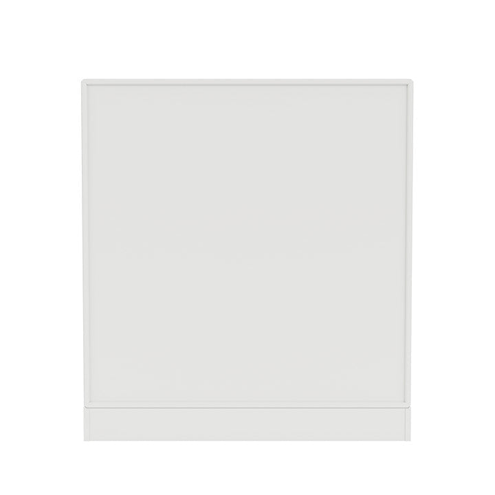 Montana visar bokhylla med 7 cm piedestal, vit