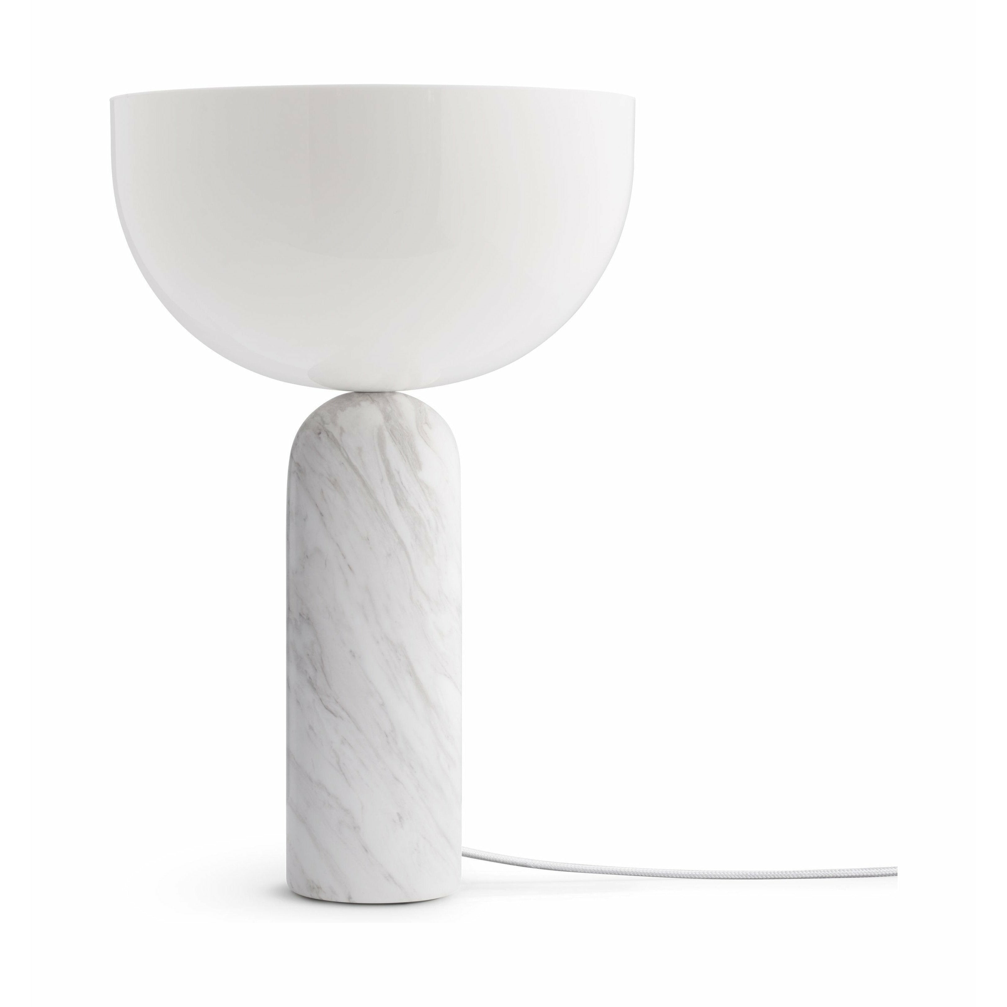 New Works Kizu bordslampa vit carrara marmor, stor