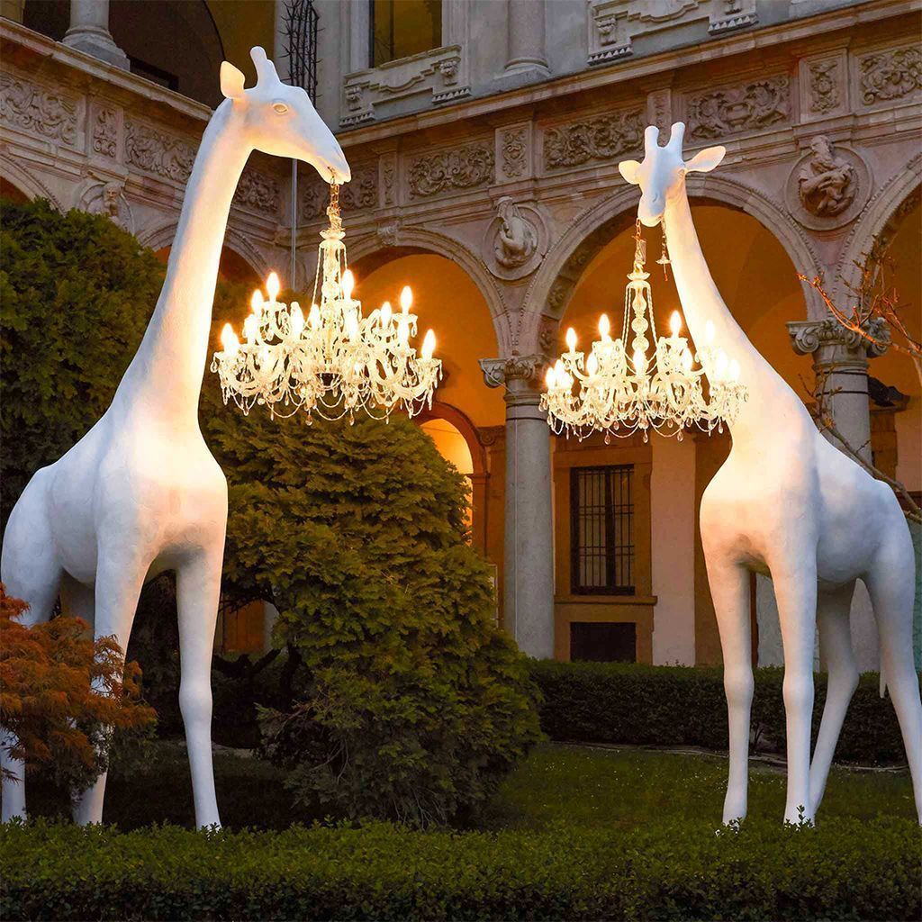Qeeboo Giraff i kärlek utomhus golvlampa h 4m, vit