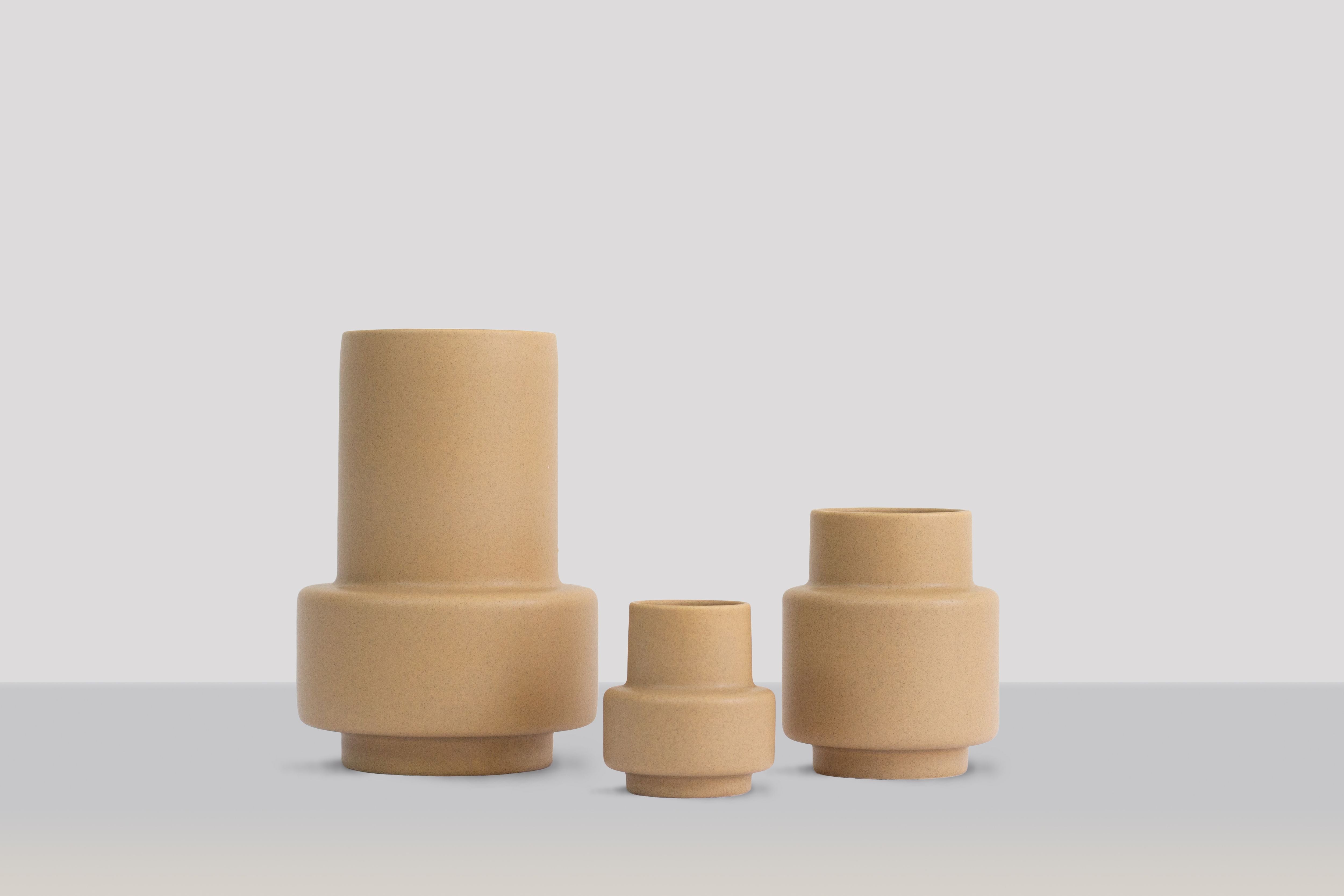 Ro Collection Hurricane Ceramic Vase Lille, Soft Ochre