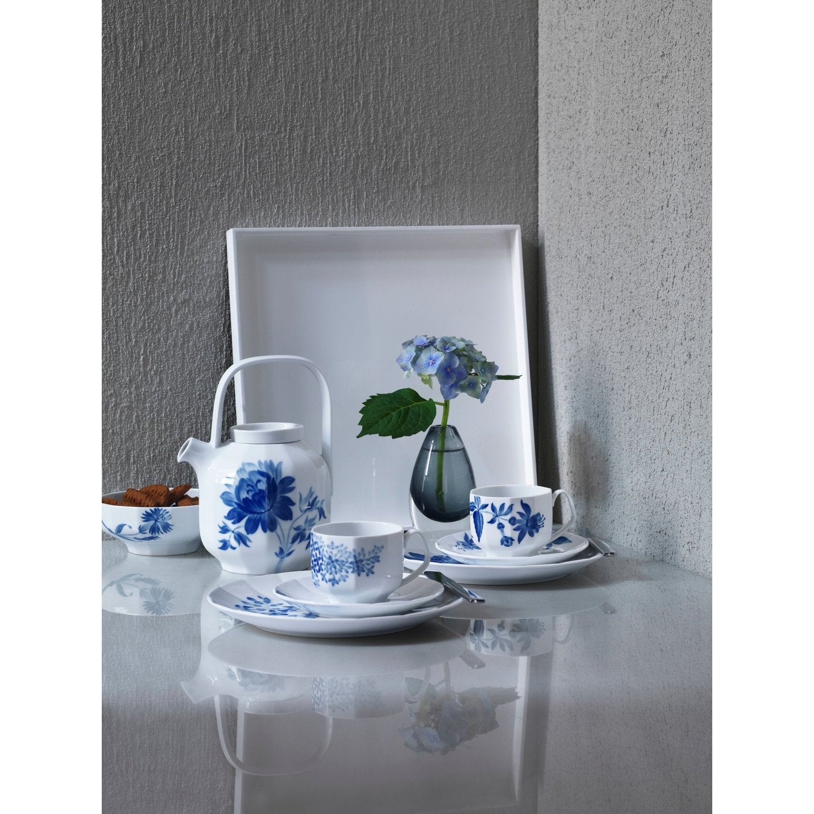 Royal Copenhagen Flower Cup och Saucer Fuchsia, 22cl