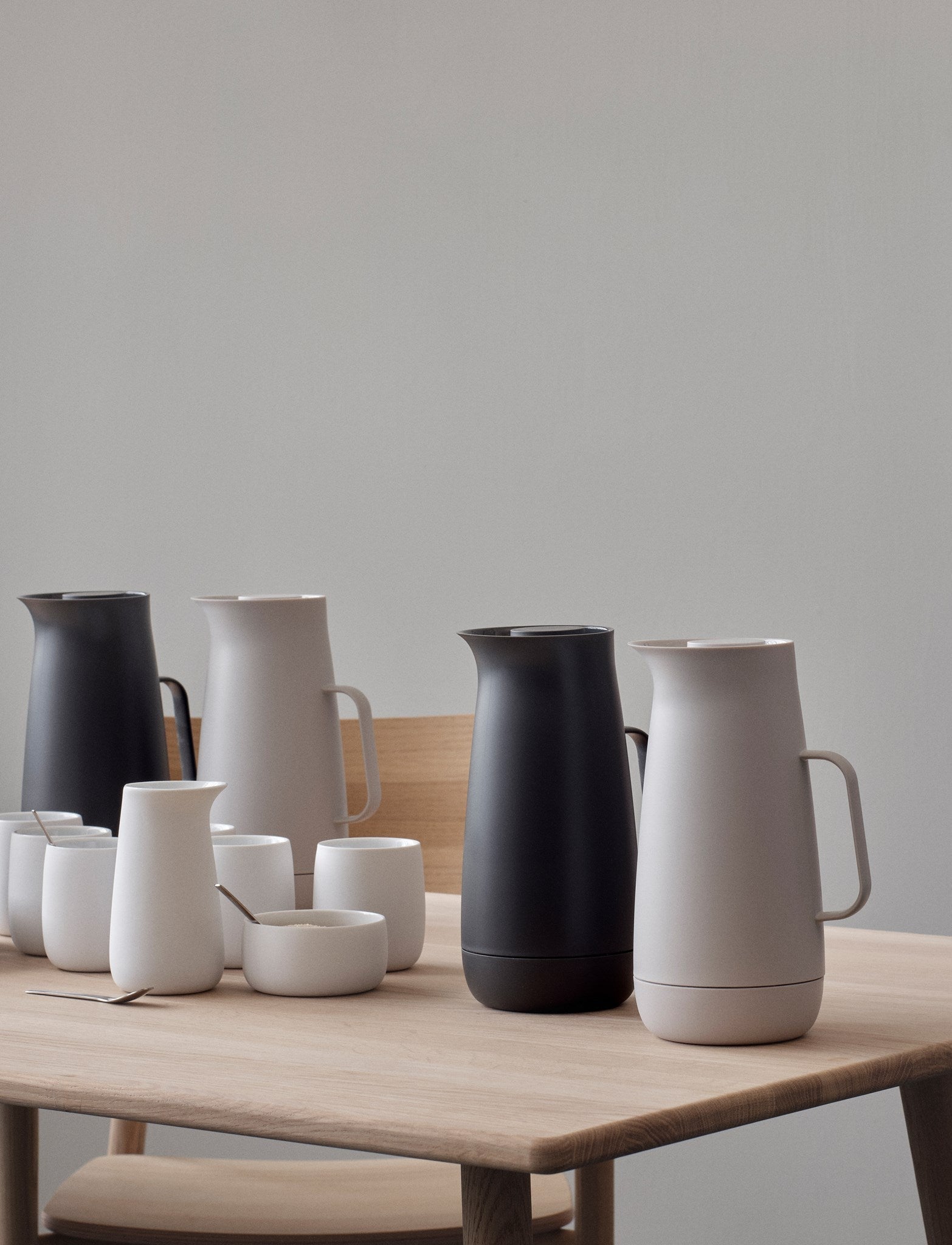 Stelton Norman Foster Termokande 1 L, Antracit