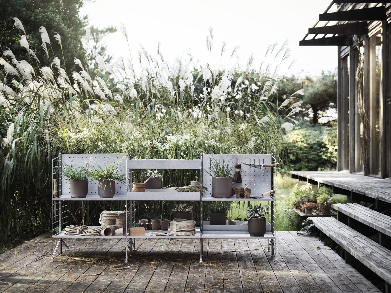 String Furniture Strängsystem galvaniserad bakpanel för fristående utomhus