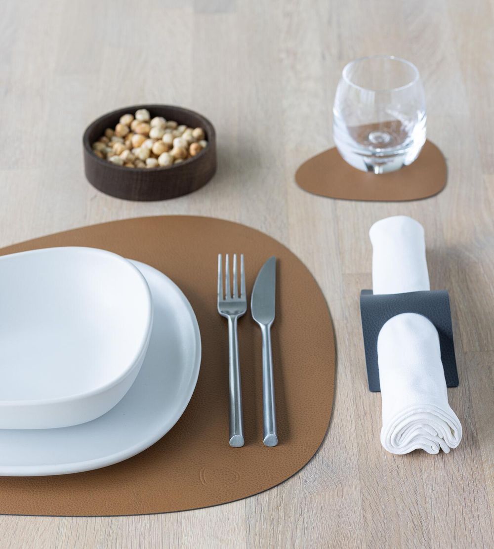 [product_category]-Lind Dna Curve Placemat Serene Leather L, Natural-Lind DNA-5711590996691-991493-LIN-4