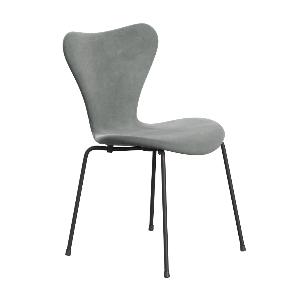 Fritz Hansen 3107 Chair Full Upholstery, Warm Graphite/Belfast Velvet Seal Grey