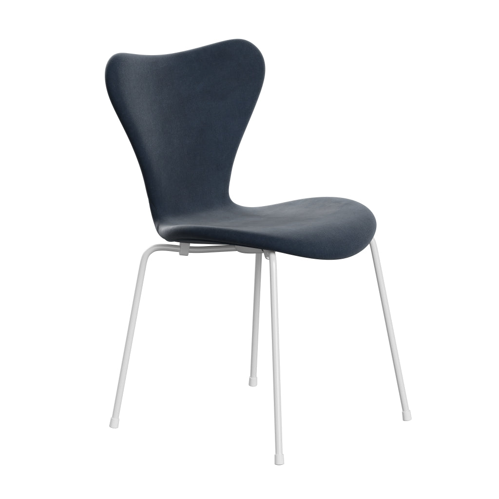 Fritz Hansen 3107 Chair Full Upholstery, White/Belfast Velvet Grey Blue