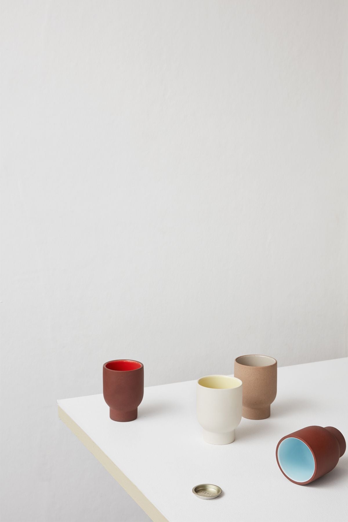 Studio About Clayware -sæt med 2 kopper, sand/grå