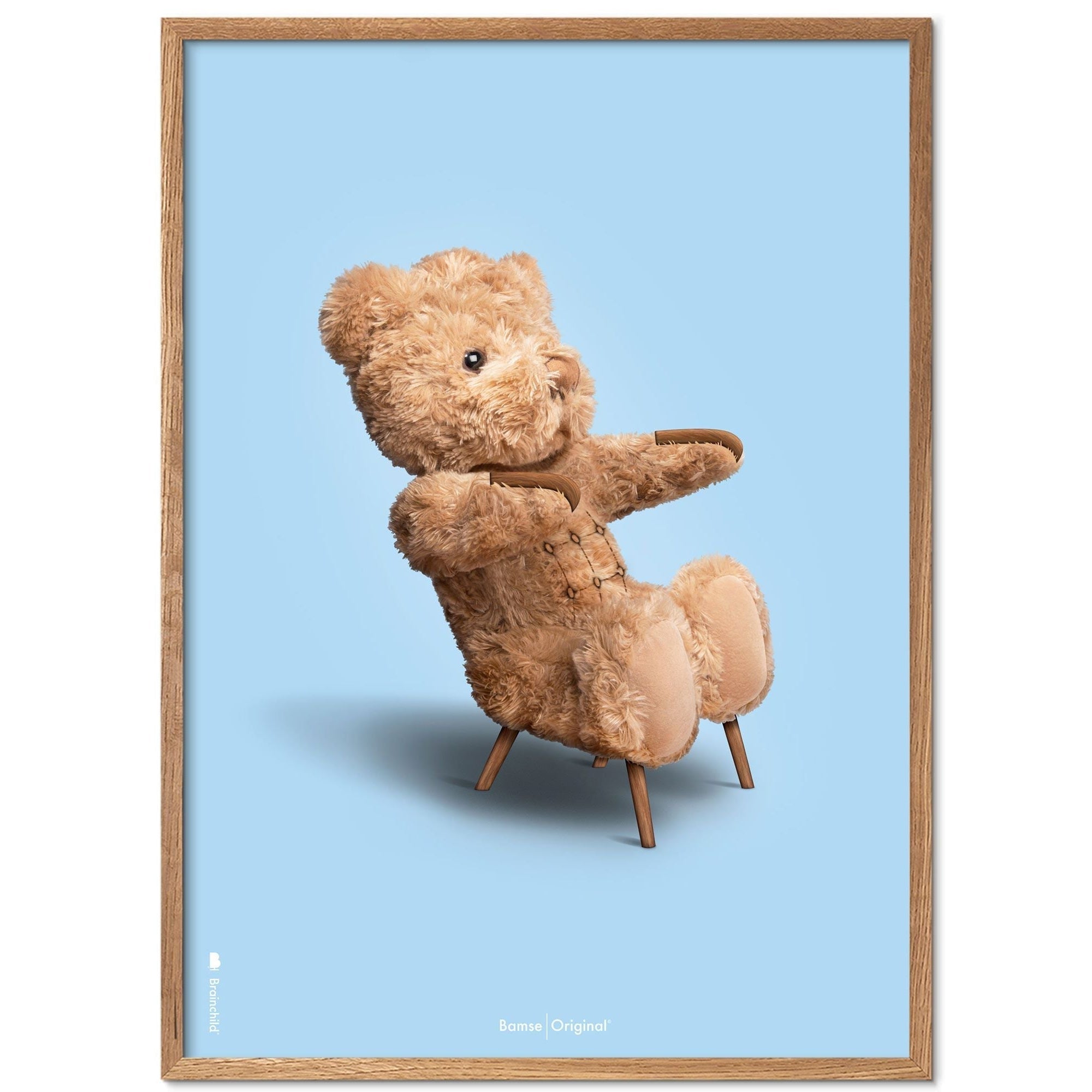 Brainchild Nallebjörn klassisk affischram i lätt träram 50x70 cm, ljusblå bakgrund