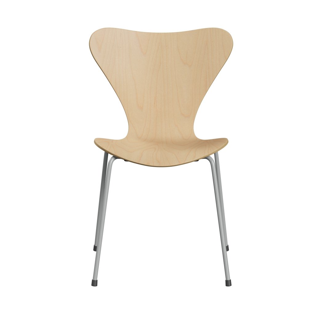 Fritz Hansen 3107 Shell Chair, Nine Grey/Maple Lackered Veneer