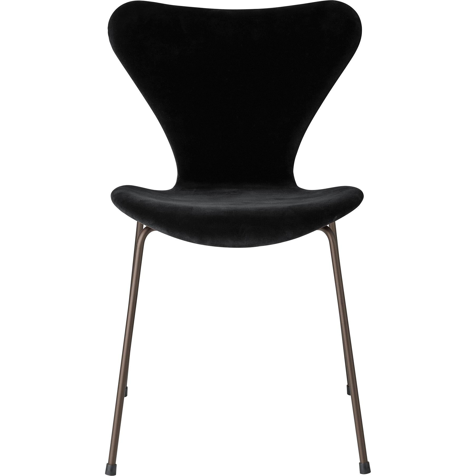 Fritz Hansen Series 7 Chair, Velvet Fully Upholstered, Midnight Black