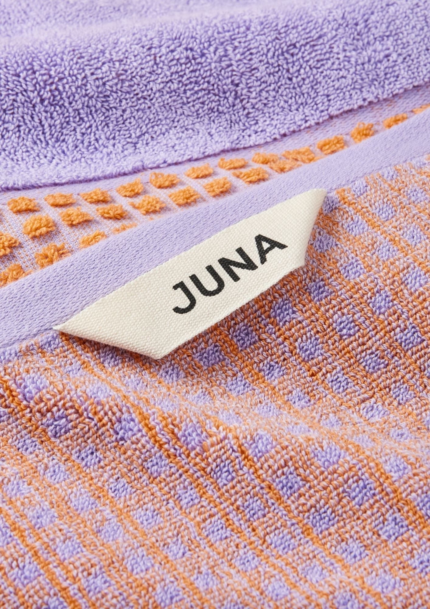 JUNA Kontrollera handduken 70x140 cm, lavendel/persika
