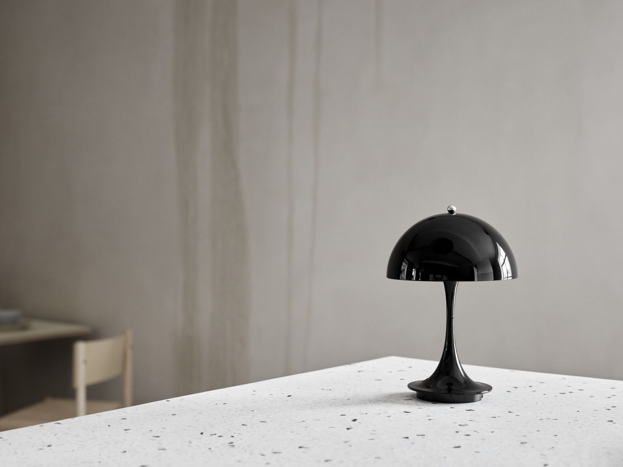 Louis Poulsen Panthella 160 Portable Table Lamp V2, Black