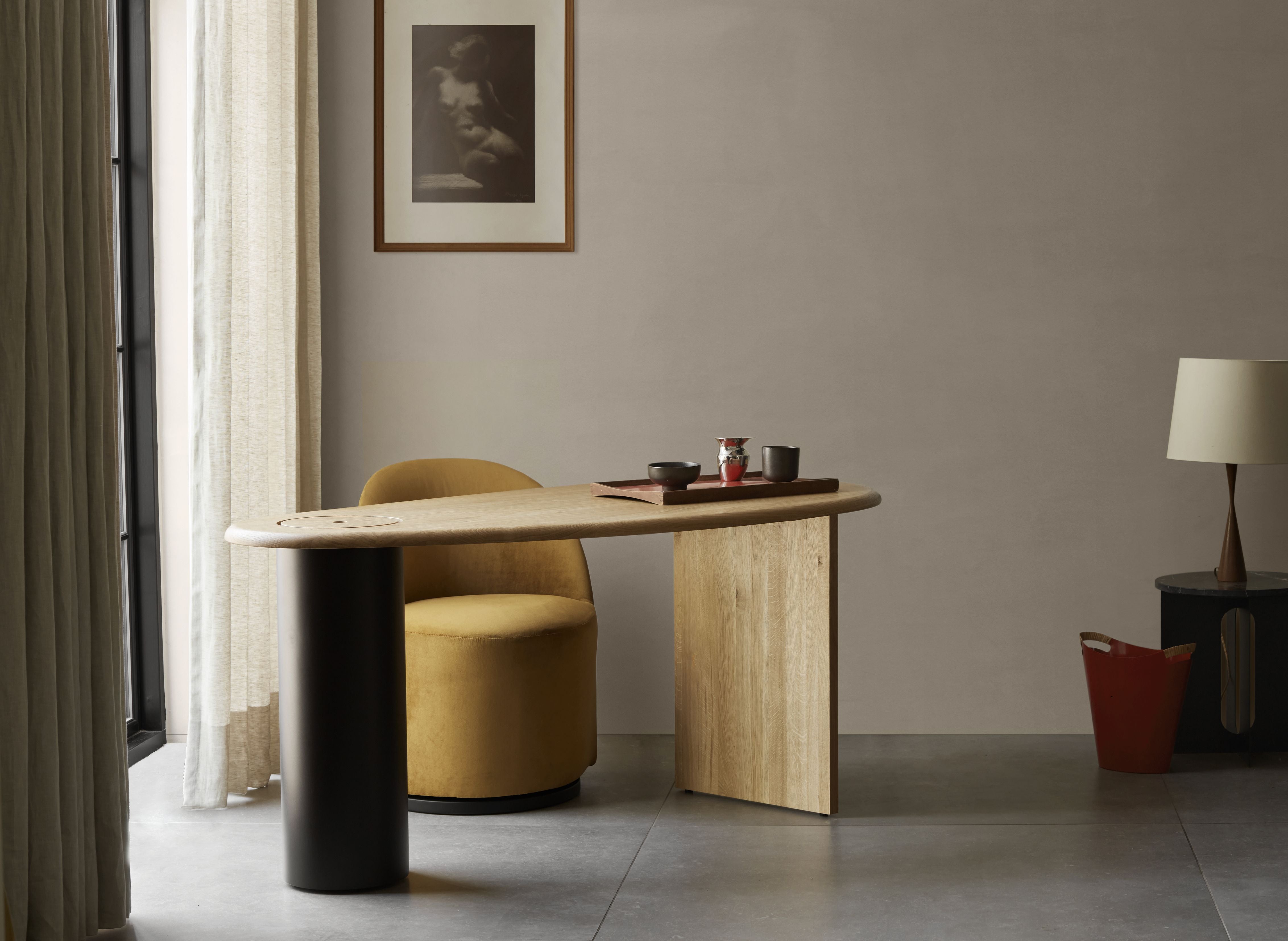Audo Copenhagen Tearoom Side Chair Polstret Drejestel med Retur, Safire 004