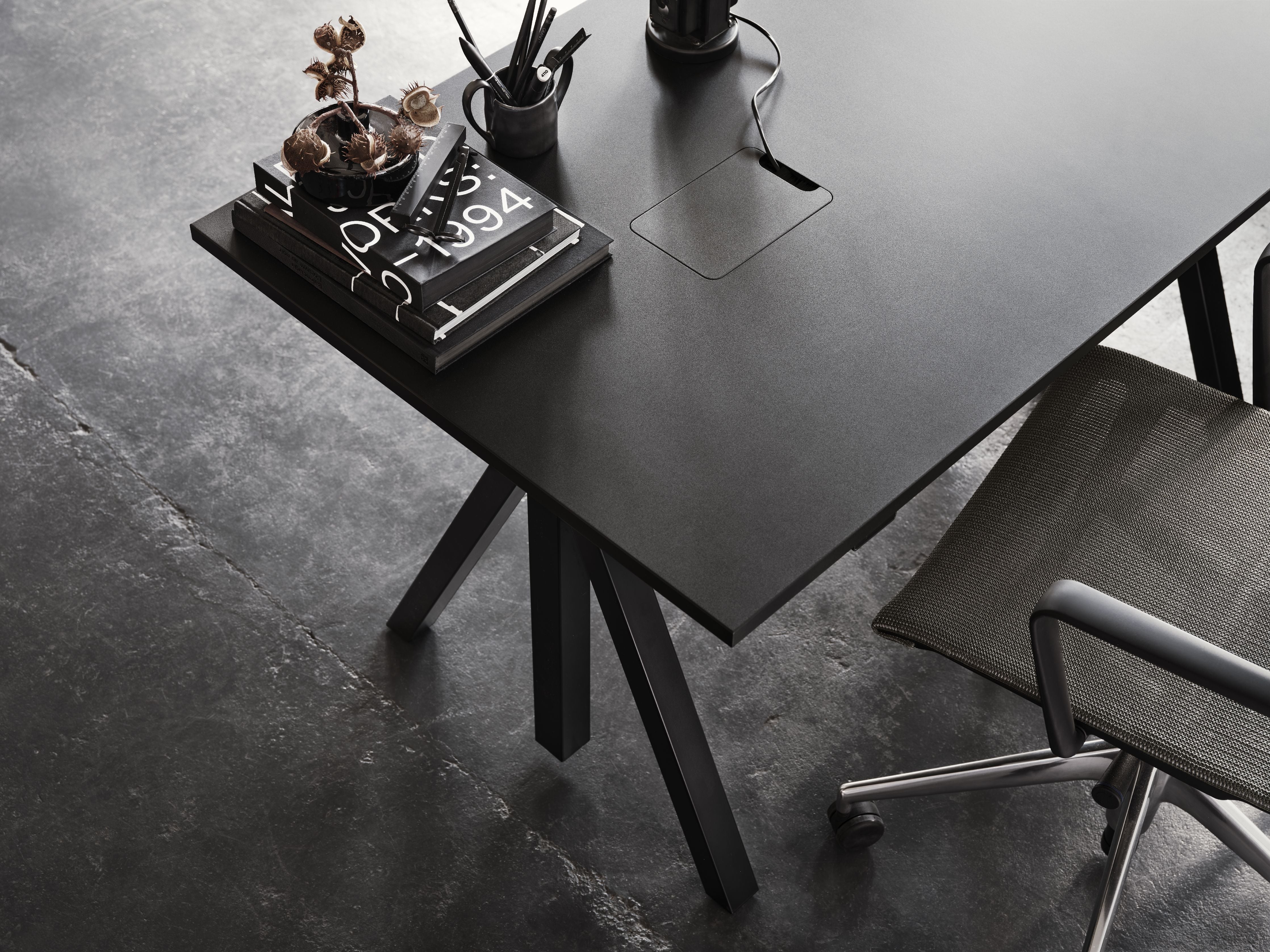 String Furniture Fungerar höjd justerbar skrivbord 78x140 cm, ek/svart