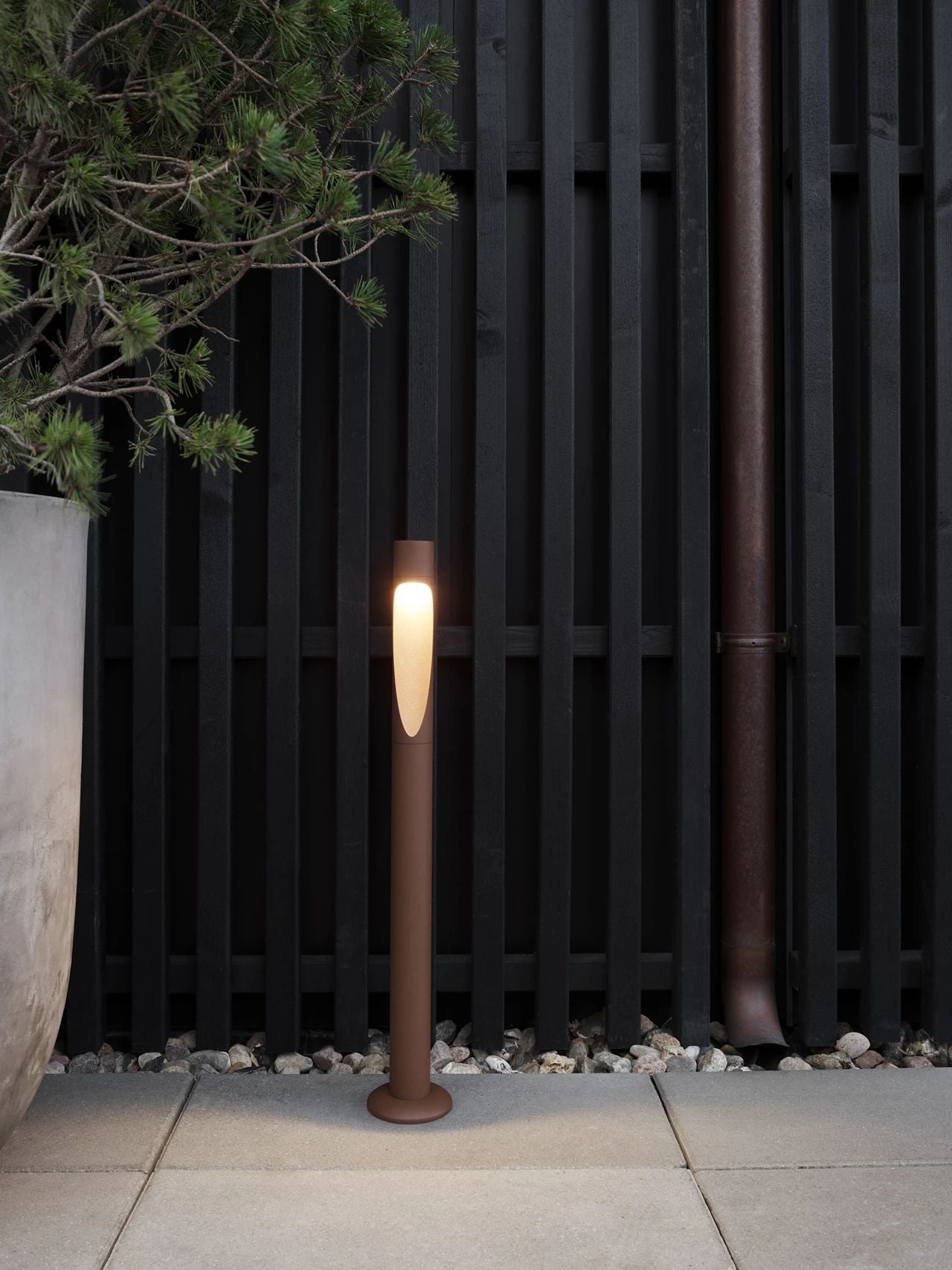 Louis Poulsen Flindt Garden Bollard LED 3000K 6.5W Base with Adaptor Short, Aluminium